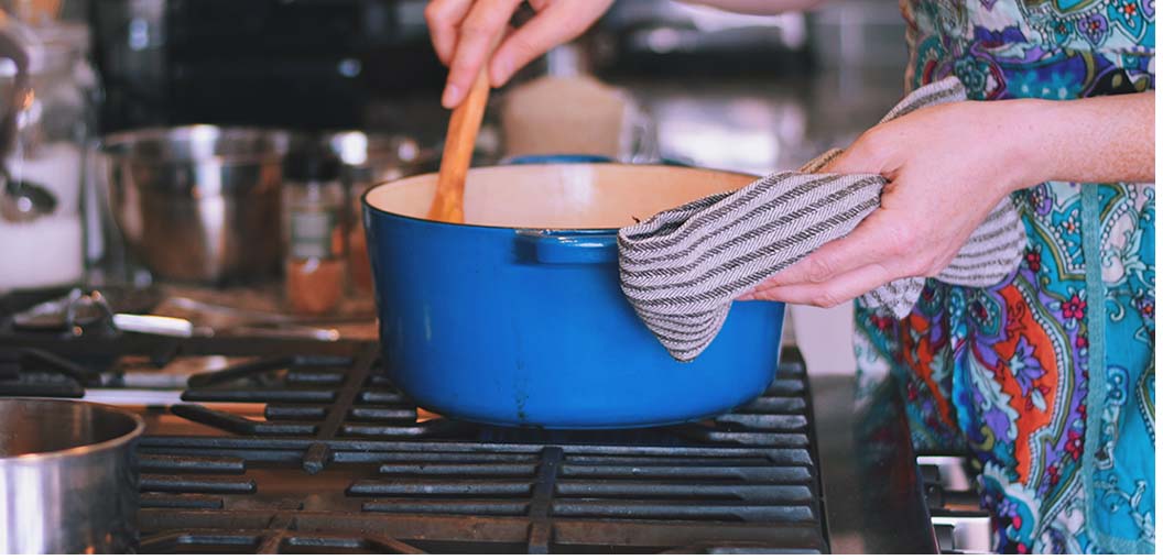 nouvelle cast iron cookware
